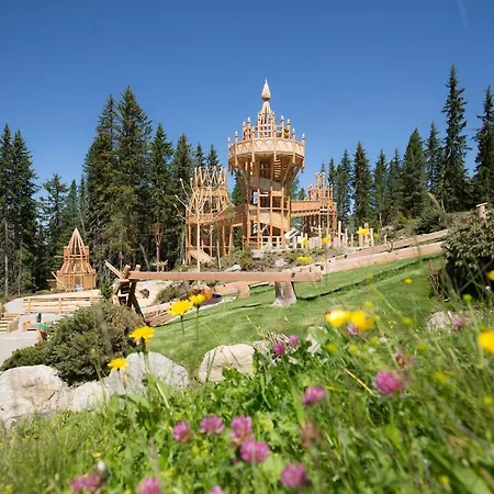 Floerl アパート *