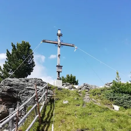 アパート Floerl *